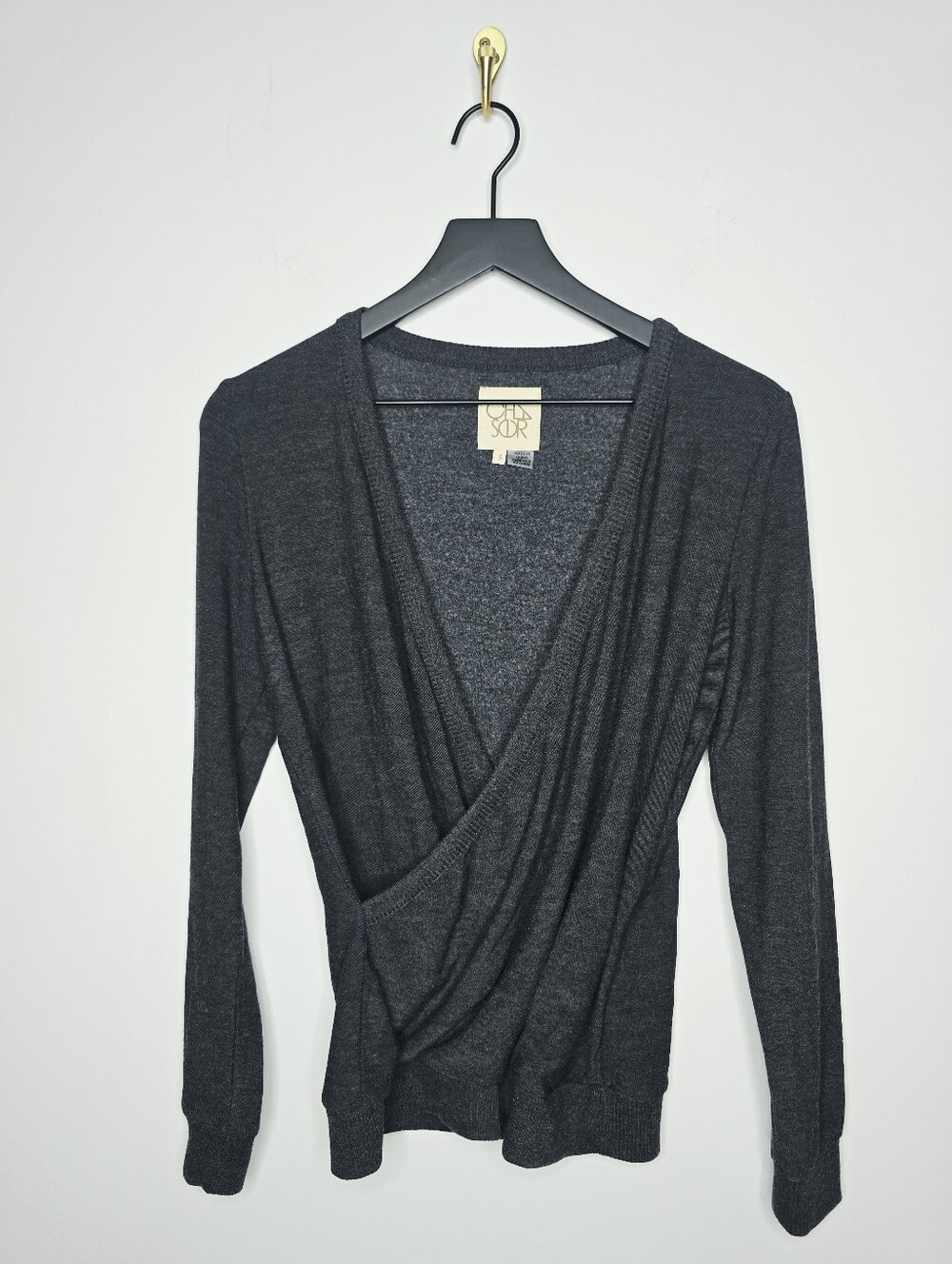 Chaser Charcoal Grey Surplice Long Sleeve Top Size Small